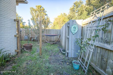 Tiny photo for 2401 Westminister Way, Wilmington, NC 28405 (MLS # 100545205)