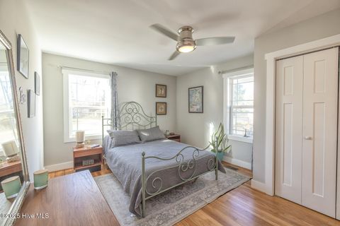 Tiny photo for 2401 Westminister Way, Wilmington, NC 28405 (MLS # 100545205)