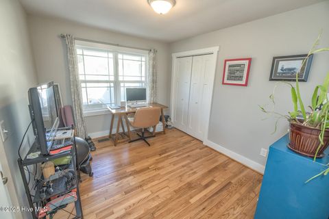 Tiny photo for 2401 Westminister Way, Wilmington, NC 28405 (MLS # 100545205)