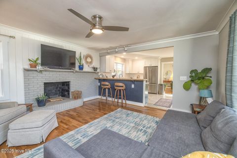 Tiny photo for 2401 Westminister Way, Wilmington, NC 28405 (MLS # 100545205)