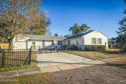 Tiny photo for 2401 Westminister Way, Wilmington, NC 28405 (MLS # 100545205)