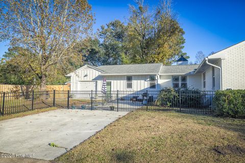 Tiny photo for 2401 Westminister Way, Wilmington, NC 28405 (MLS # 100545205)