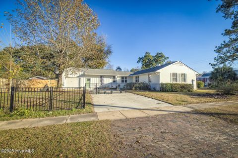 Tiny photo for 2401 Westminister Way, Wilmington, NC 28405 (MLS # 100545205)