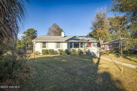 Photo of 2401 Westminister Way, Wilmington, NC 28405 (MLS # 100545205)