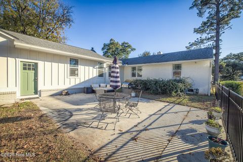 Tiny photo for 2401 Westminister Way, Wilmington, NC 28405 (MLS # 100545205)