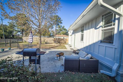 Tiny photo for 2401 Westminister Way, Wilmington, NC 28405 (MLS # 100545205)