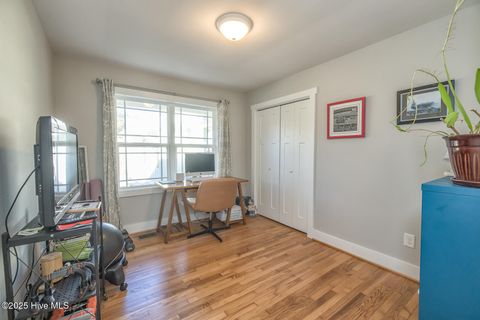 Tiny photo for 2401 Westminister Way, Wilmington, NC 28405 (MLS # 100545205)