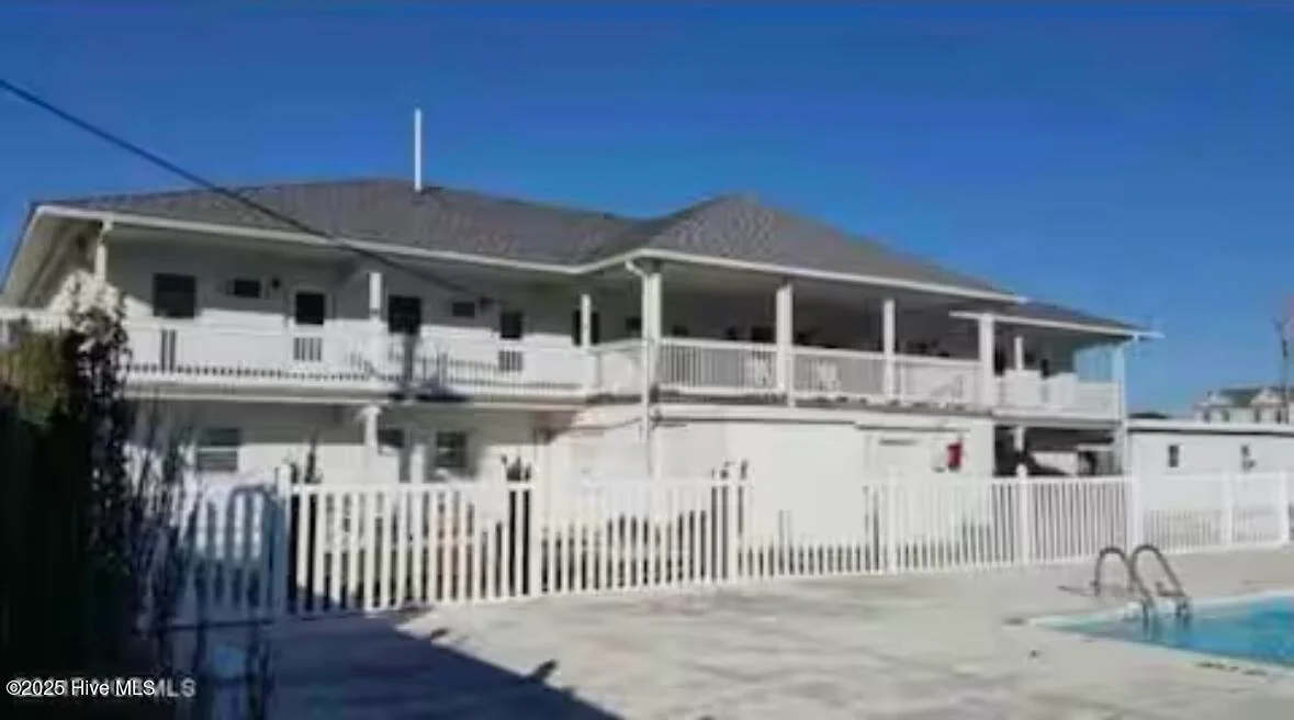 303 Henderson Boulevard Unit 14