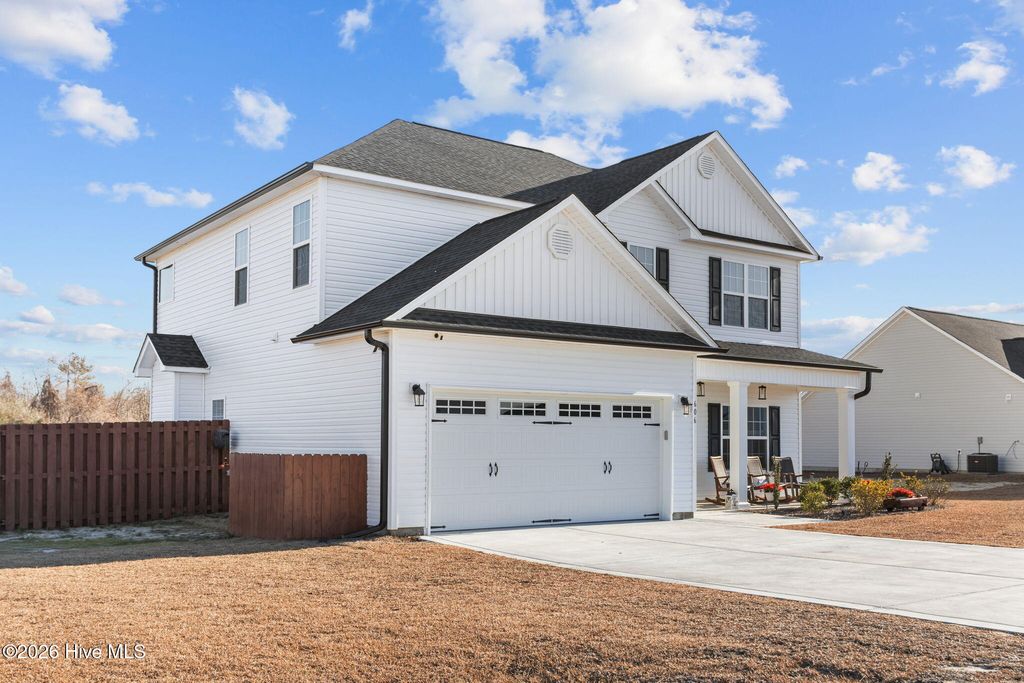 Photo of 606 Turkey Trot Trail, Maysville, NC 28555 (MLS # 100552220)