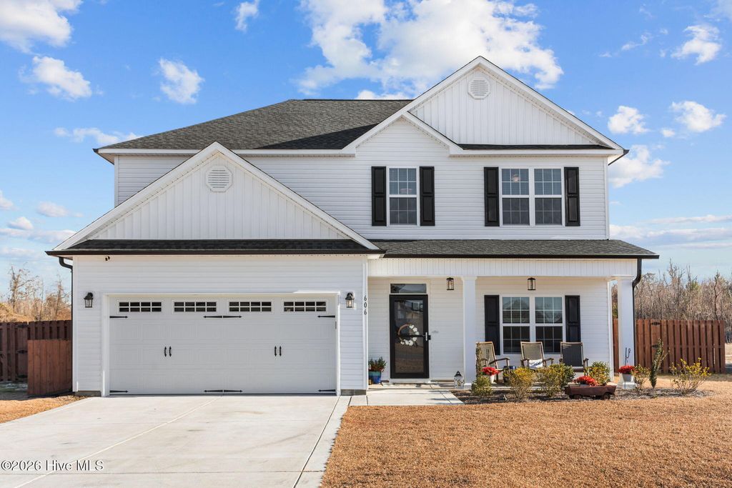 Photo of 606 Turkey Trot Trail, Maysville, NC 28555 (MLS # 100552220)