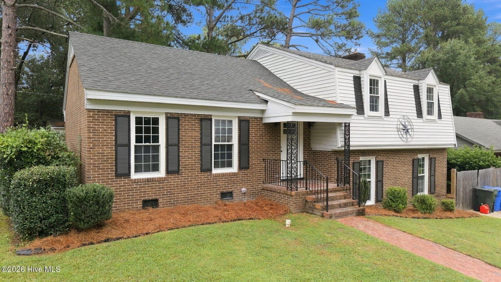 Photo of 2214 Somerset Drive N, Wilson, NC 27893 (MLS # 100606804)