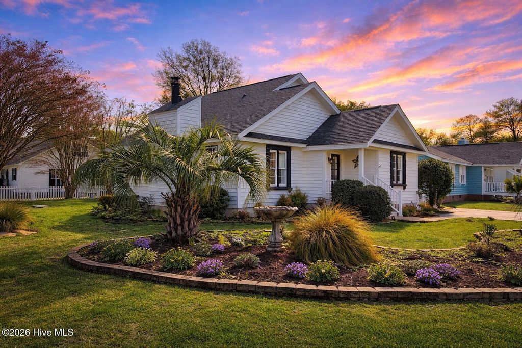 Photo of 1561 Shipwatch Lane SW, Ocean Isle Beach, NC 28469 (MLS # 100558194)