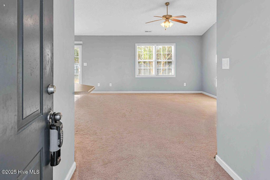 Photo of 105 Gamble Way, Hubert, NC 28539 (MLS # 100546156)