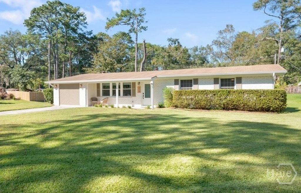 Photo of 324 Tanglewood Road, Savannah, GA 31419 (MLS # SA342288)
