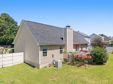 Tiny photo for 104 Chestnut Court, Jacksonville, NC 28546 (MLS # 100573514)