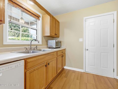 Tiny photo for 104 Chestnut Court, Jacksonville, NC 28546 (MLS # 100573514)