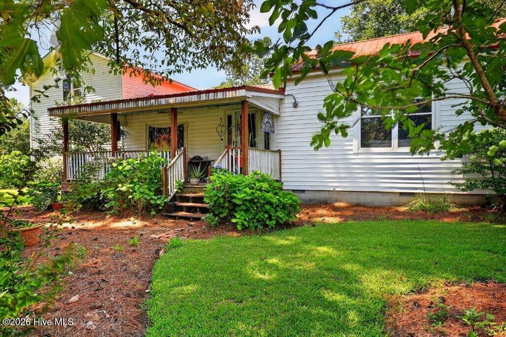 Photo of 1465 B Street, New Bern, NC 28560 (MLS # 100594050)