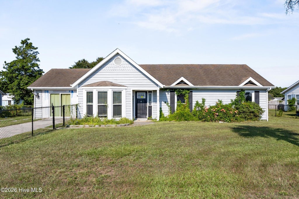 Photo of 638 Sand Ridge Road, Hubert, NC 28539 (MLS # 100588844)