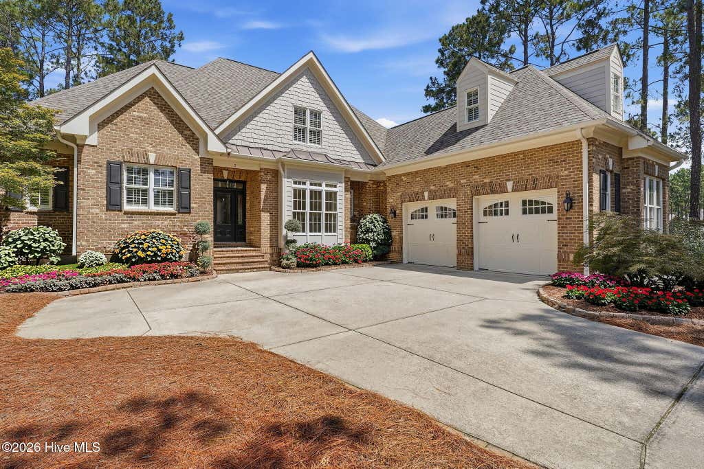 Photo of 2 Augusta Drive, Southern Pines, NC 28387 (MLS # 100593637)