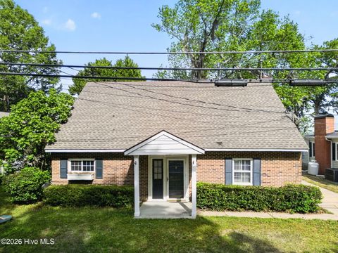 Photo of 2910 Canal Cove Road, Lake Waccamaw, NC 28450 (MLS # 100569749)