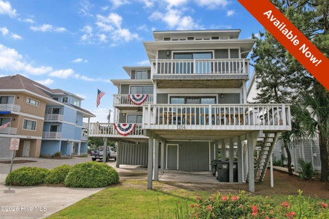Townhouse For Rent - 120 S Lumina Avenue #A<br/> Wrightsville Beach, NC 28480