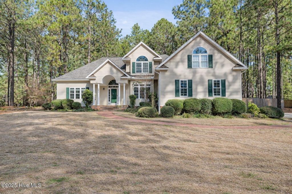 Photo of 604 Wildwood Road, Aberdeen, NC 28315 (MLS # 100546368)