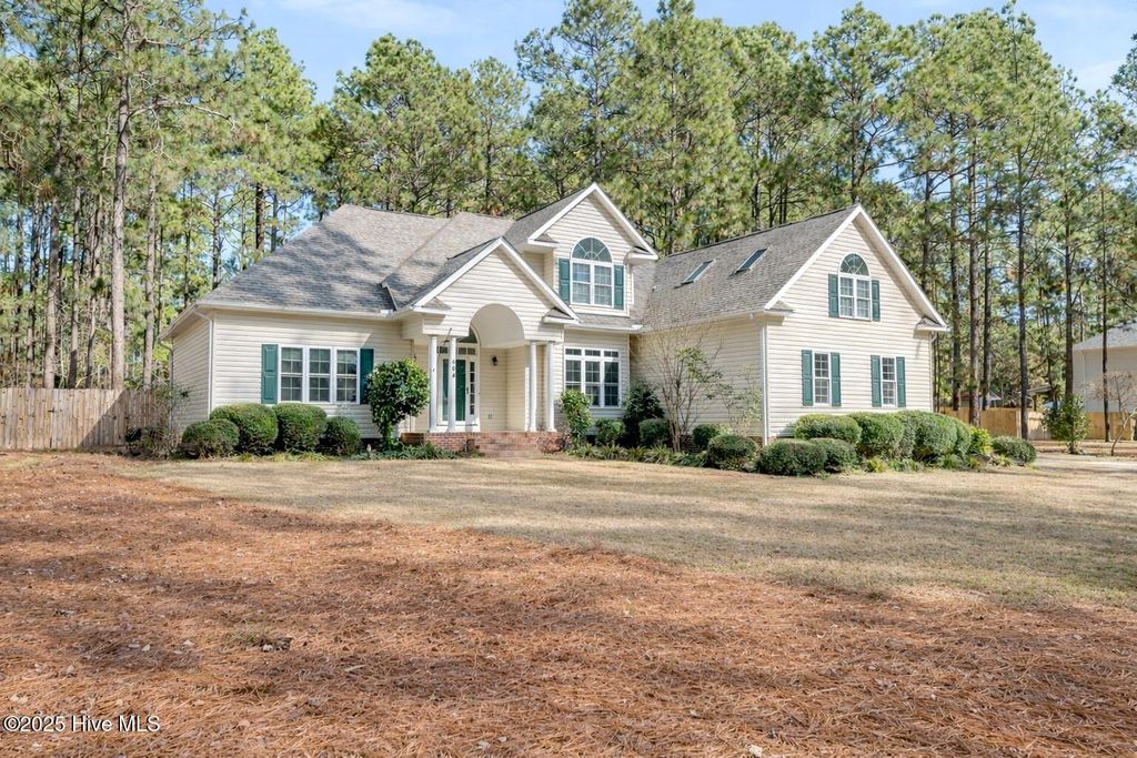 Photo of 604 Wildwood Road, Aberdeen, NC 28315 (MLS # 100546368)