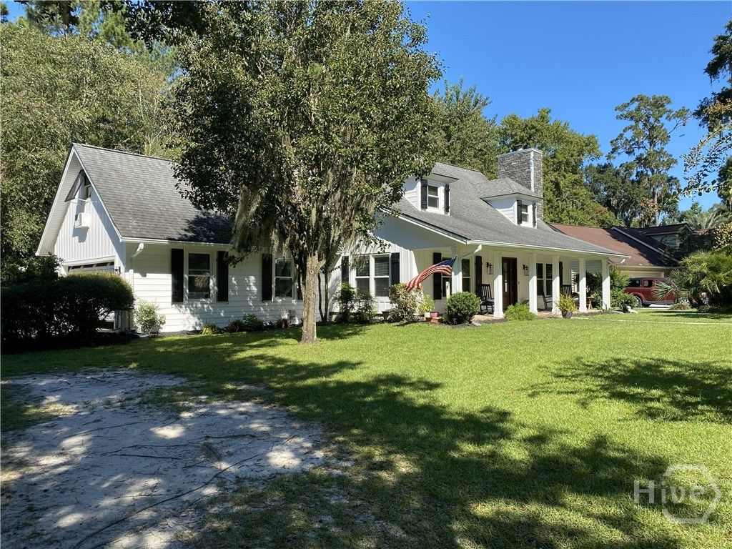 Photo of 11 Sutton Rd, Savannah, GA 31419 (MLS # SA345557)