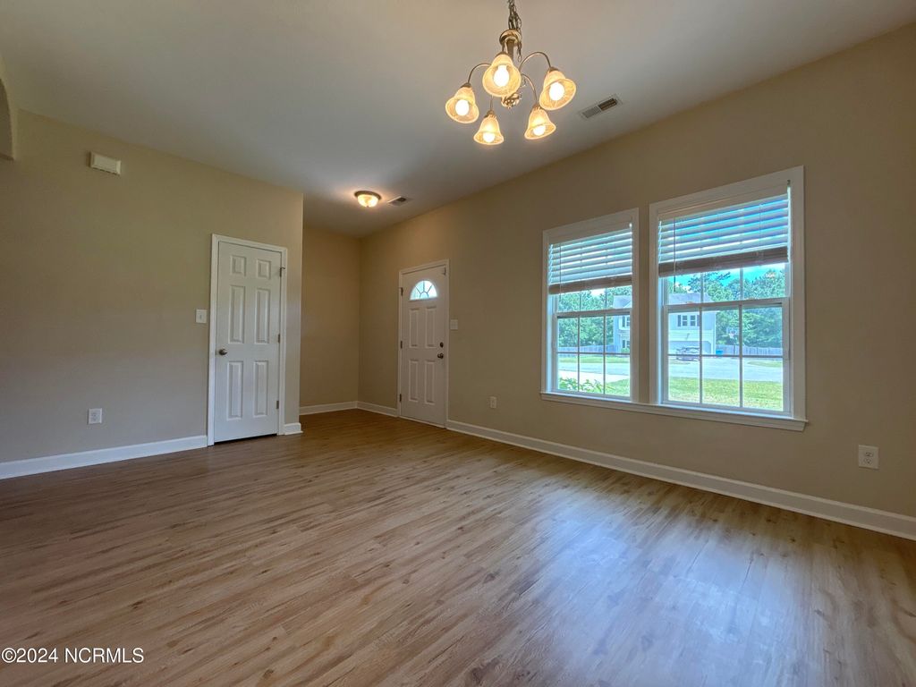 Photo of 202 Prism Court, Richlands, NC 28574 (MLS # 100585959)