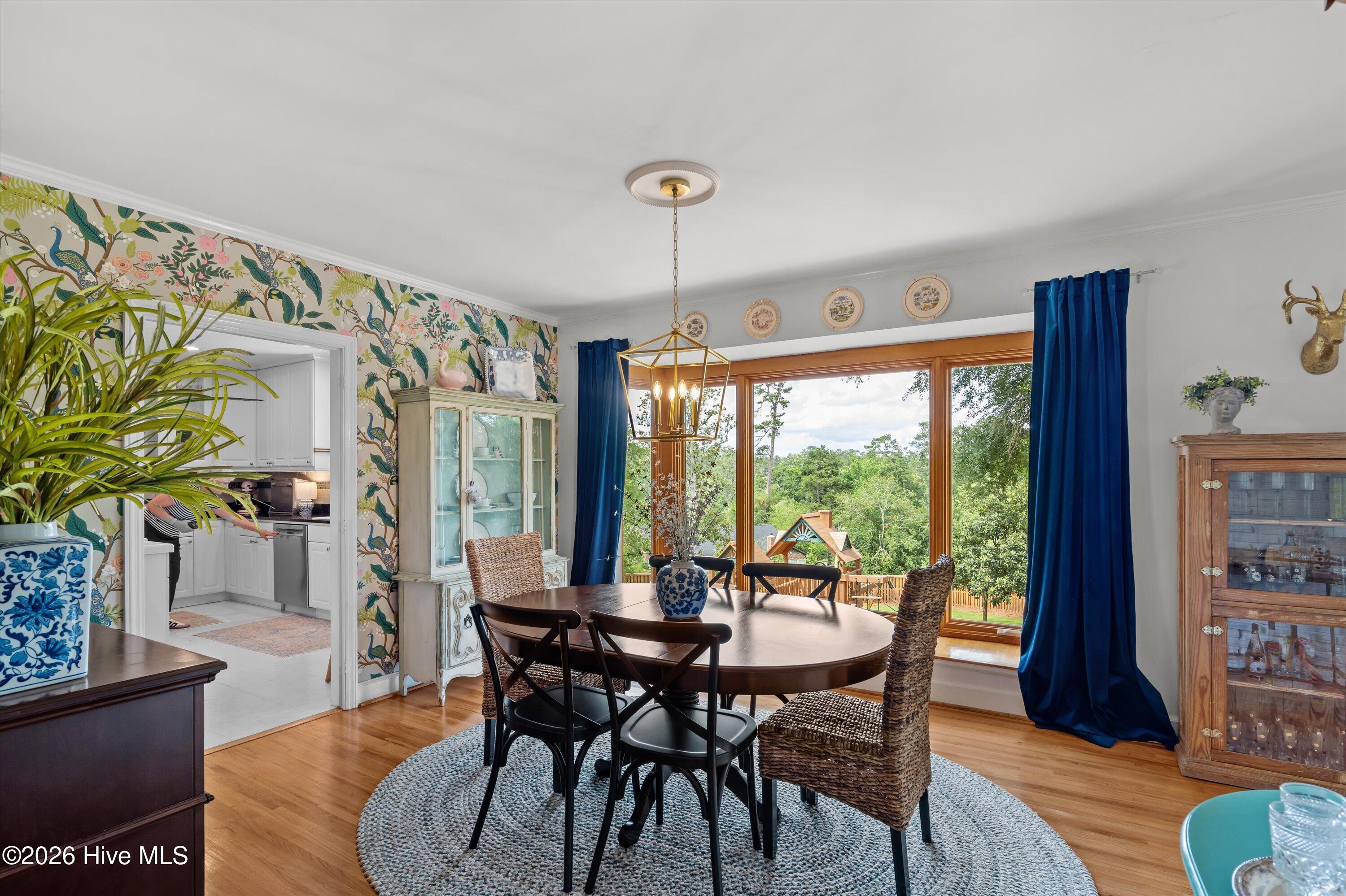 2223 Glendale Road