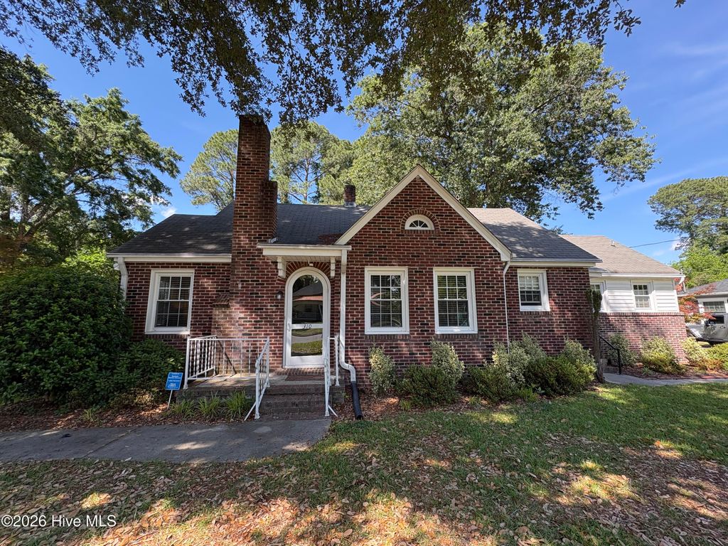 Photo of 310 E 12th Street, Washington, NC 27889 (MLS # 100574985)