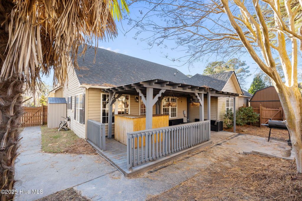 Photo of 104 Dundee Court, Jacksonville, NC 28546 (MLS # 100544873)