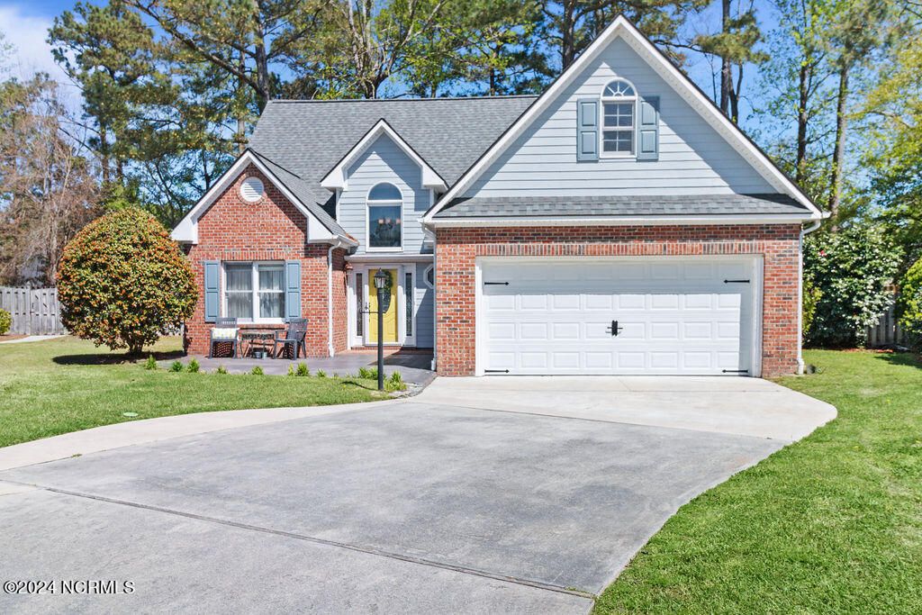 Photo of 202 Sand Dollar Cove, Sneads Ferry, NC 28460 (MLS # 100560006)