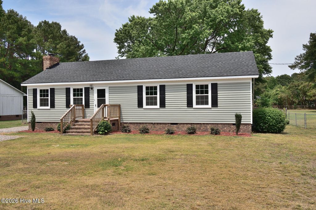 Photo of 2216 Meadowbrook Road, Rocky Mount, NC 27801 (MLS # 100580351)