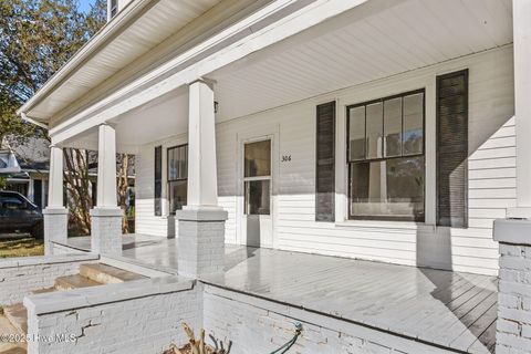 Homes For Sale - 306 W 2nd Street<br/> Robersonville, NC 27871