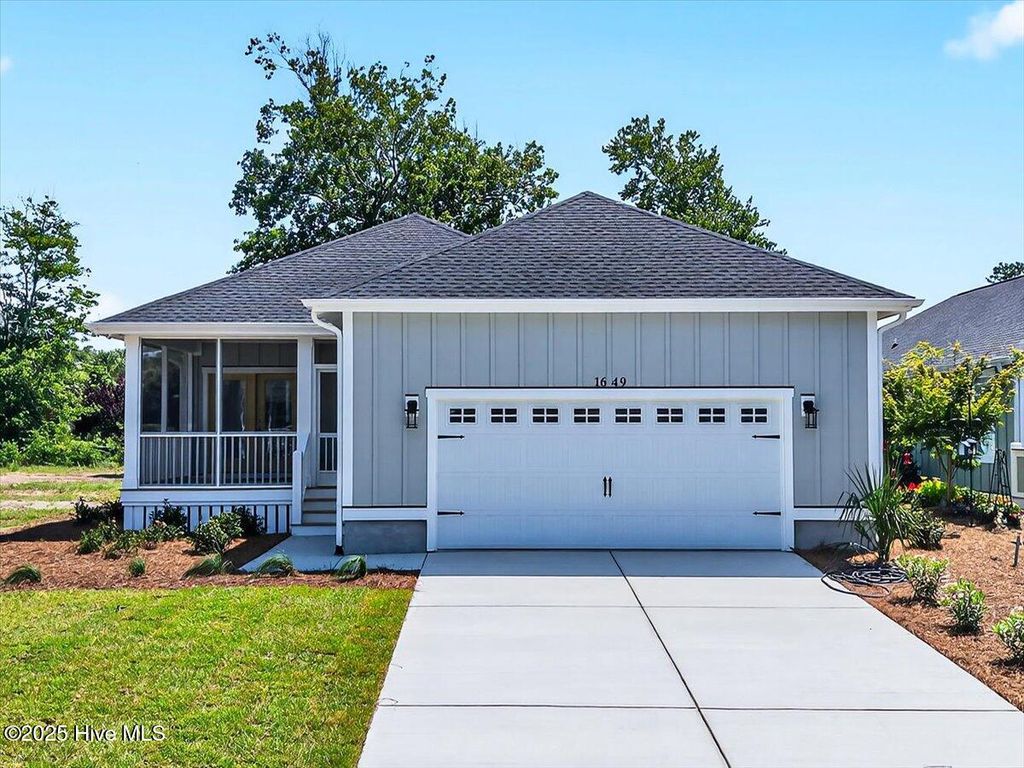 Photo of 1649 Butterfly Knot Drive SW, Ocean Isle Beach, NC 28469 (MLS # 100504765)