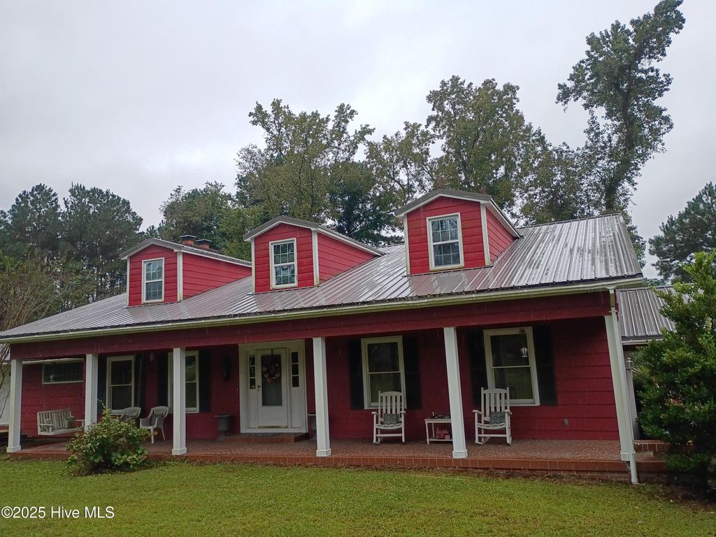 Photo of 2391 Bill Hooks Road, Whiteville, NC 28472 (MLS # 100557572)