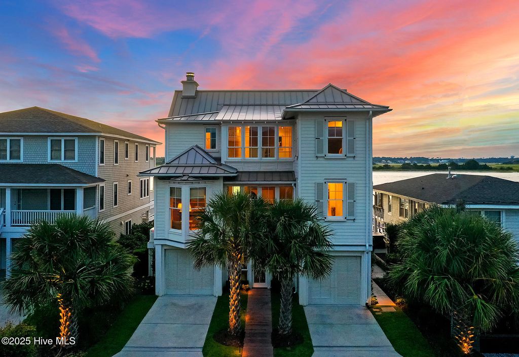Photo of 306 Water Street, Wrightsville Beach, NC 28480 (MLS # 100528983)