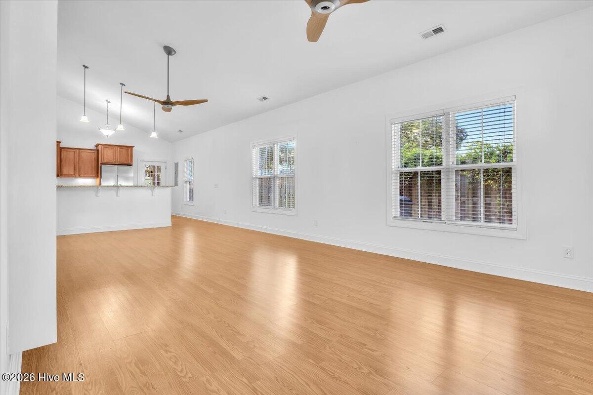102 NW 4th Street