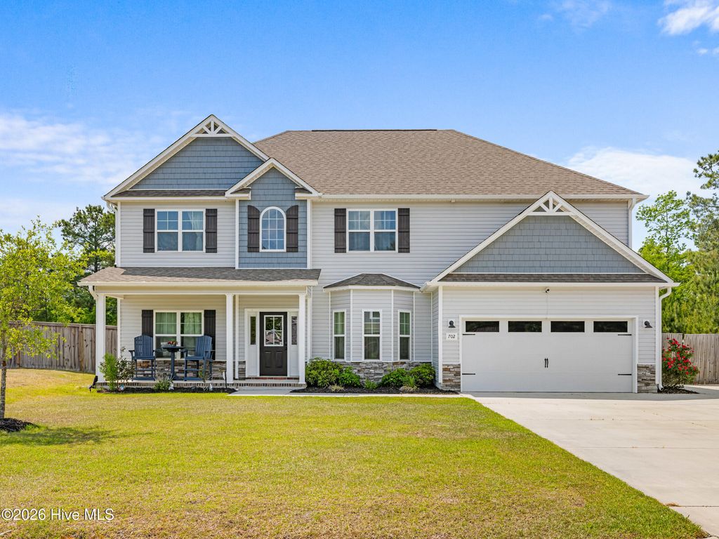 Photo of 702 Peytons Lake Lane, Hubert, NC 28539 (MLS # 100570237)