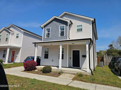Photo of 827 Fanning Street, Wilmington, NC 28401 (MLS # 100561963)
