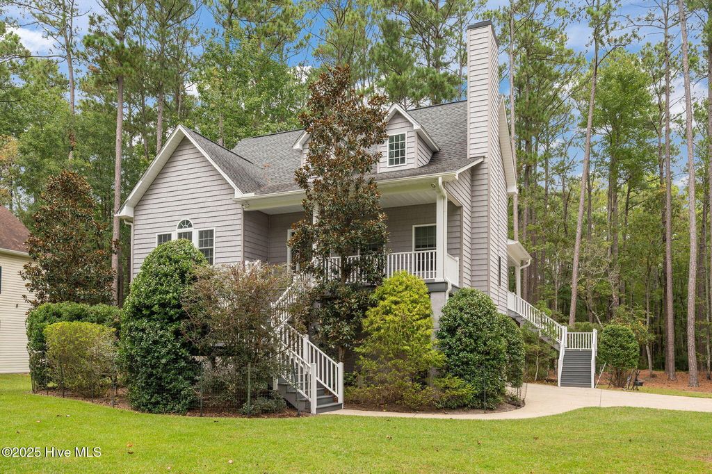 Photo of 100 Greenbriar Lane, Washington, NC 27889 (MLS # 100529887)