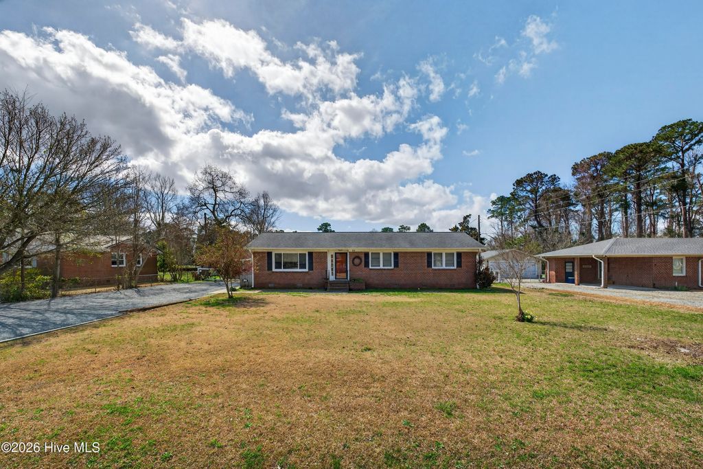 Photo of 118 Jamaica Drive, Wilmington, NC 28401 (MLS # 100558710)