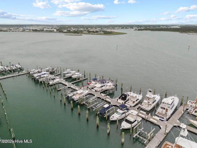 B11 Olde Towne Yacht Club B11