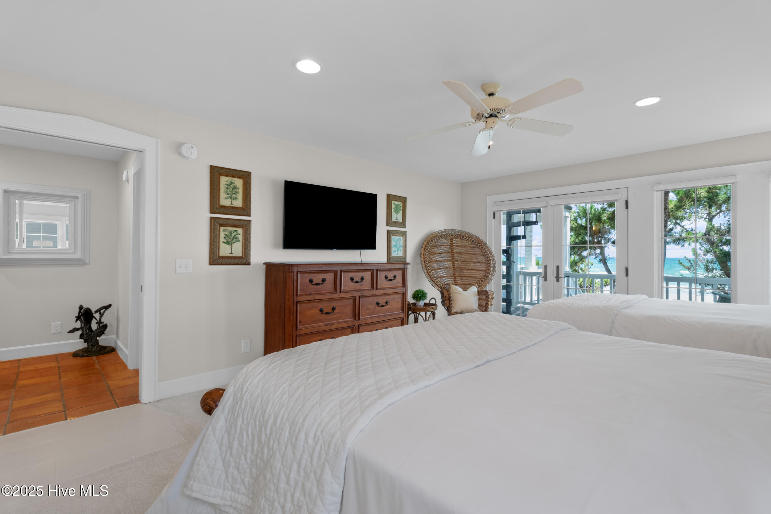 Wilmington, North Carolina 28411, United States, 5 Bedrooms Bedrooms, ,7 BathroomsBathrooms,Residential,Active,256089