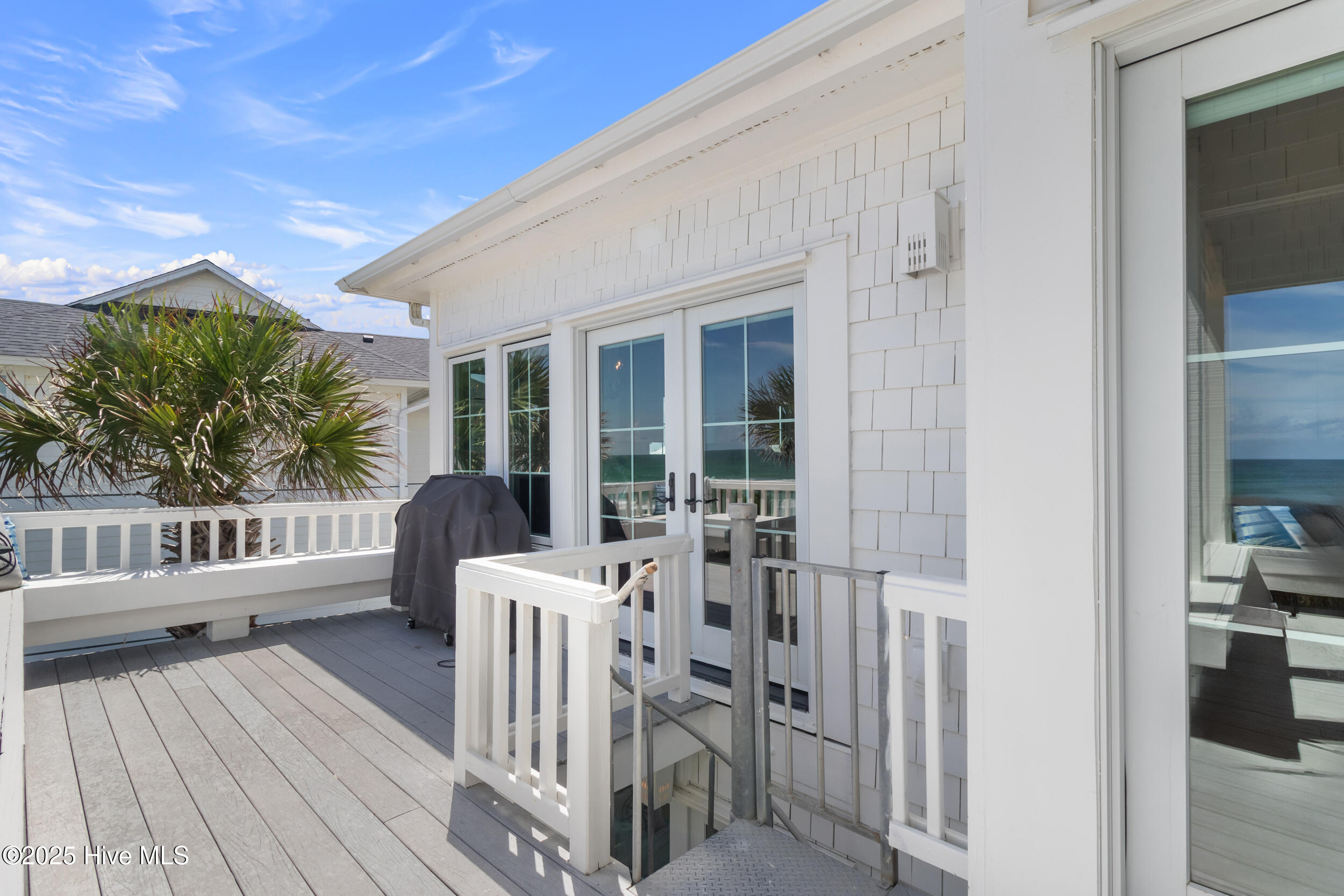 Wilmington, North Carolina 28411, United States, 5 Bedrooms Bedrooms, ,7 BathroomsBathrooms,Residential,Active,256089