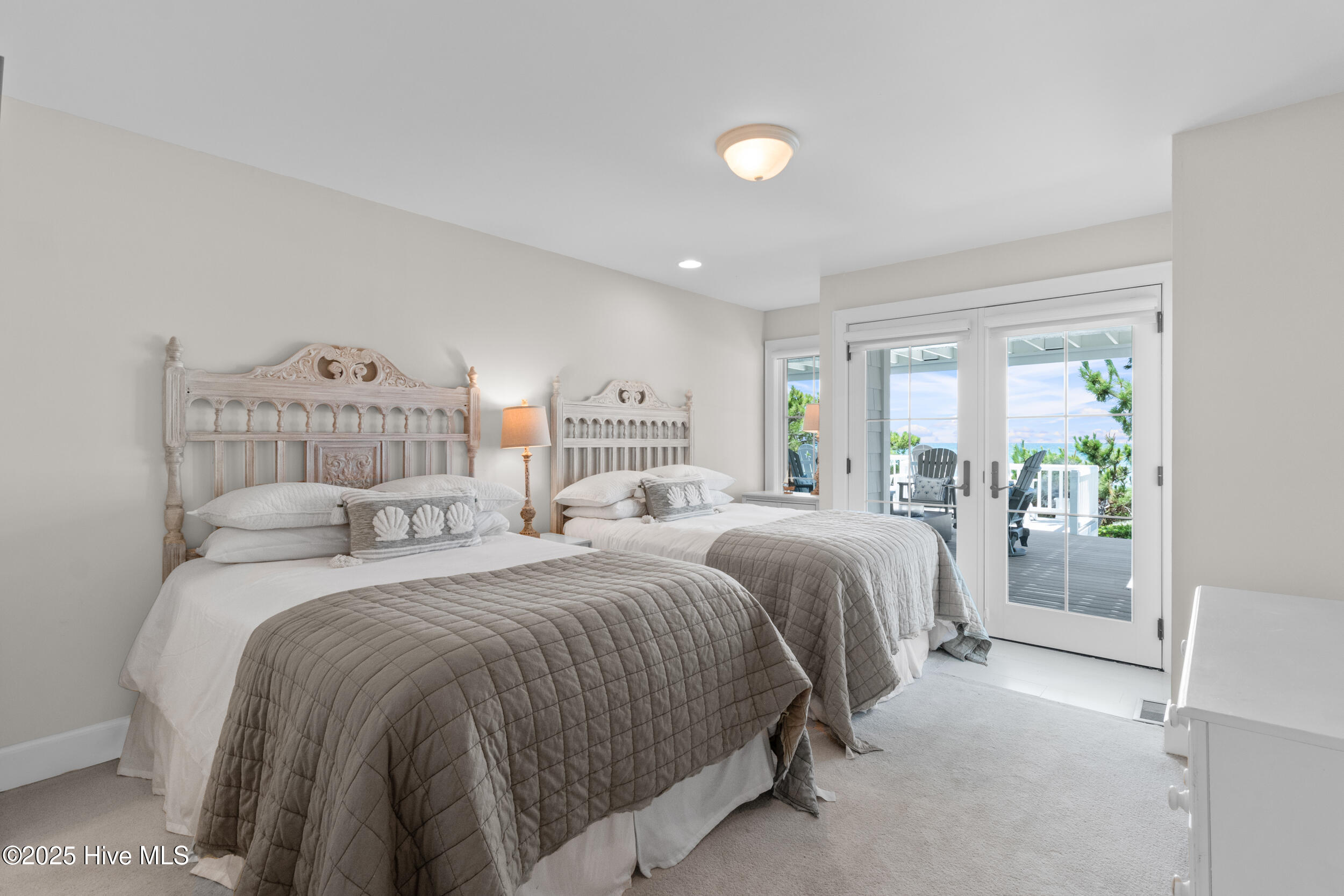 Wilmington, North Carolina 28411, United States, 5 Bedrooms Bedrooms, ,7 BathroomsBathrooms,Residential,Active,256089