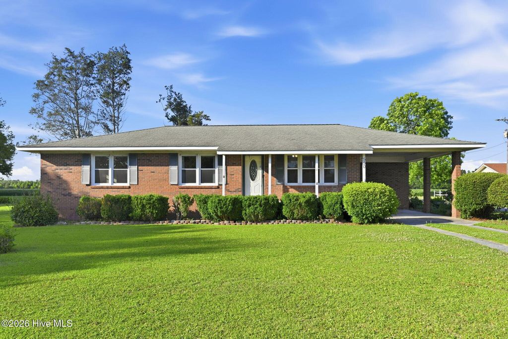 Photo of 550 Koonce Fork Road, Richlands, NC 28574 (MLS # 100577381)