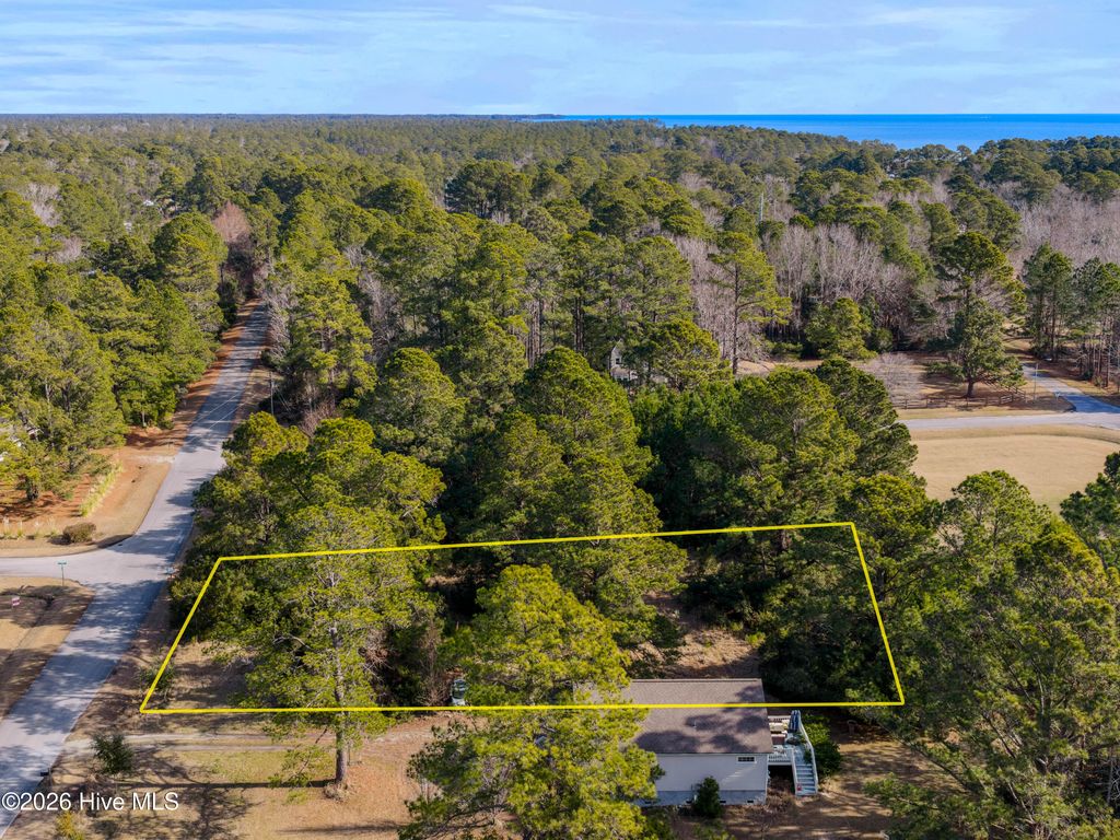 Photo of 5996 Harbour Way, Oriental, NC 28571 (MLS # 100553605)