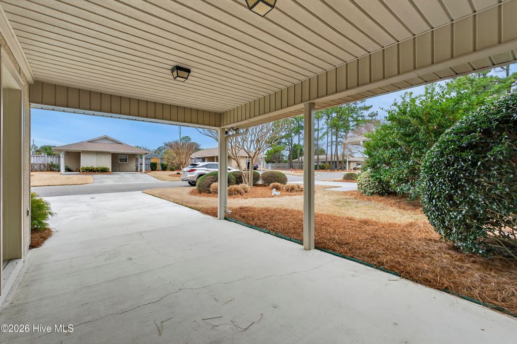 Photo of 317 Halyard Court, Wilmington, NC 28405 (MLS # 100557206)